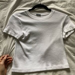 White cropped tee